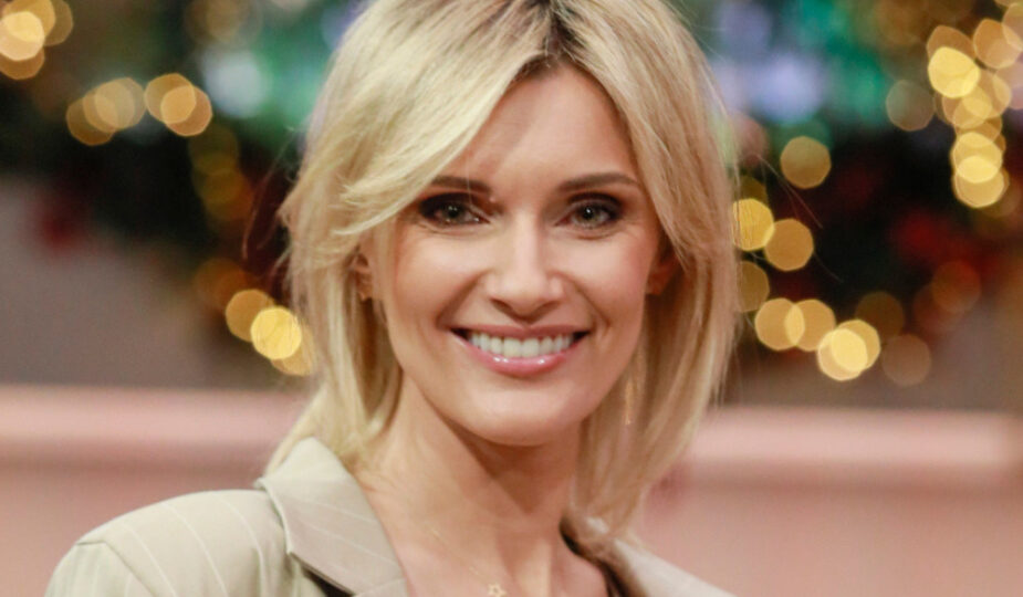 Anna Lewandowska w modnej kurtce na wiosnę