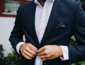Jaki męski garnitur na komunię