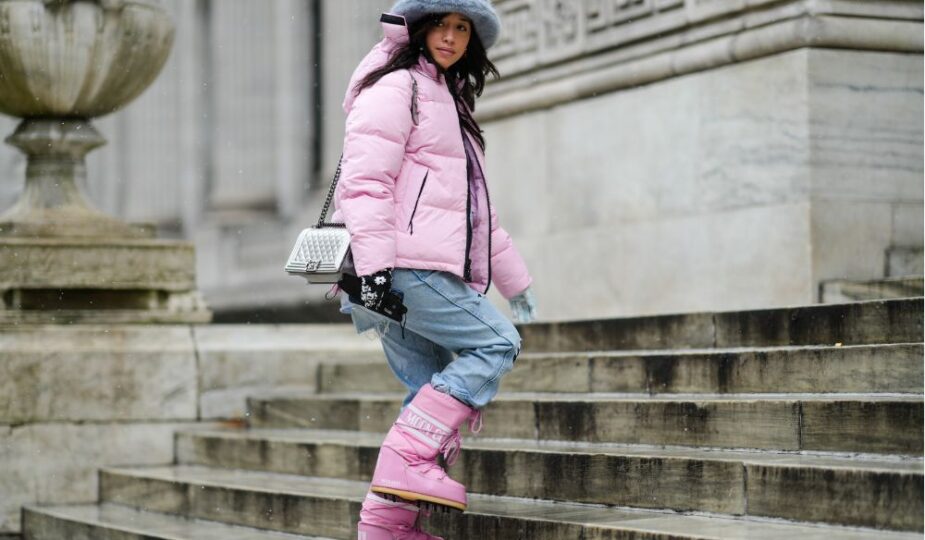 Śniegowce w stylizacjach na zimę 2023 zapewnią ci maksimum ciepła i wygody