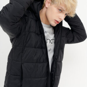 Czarna kurtka Outhorn